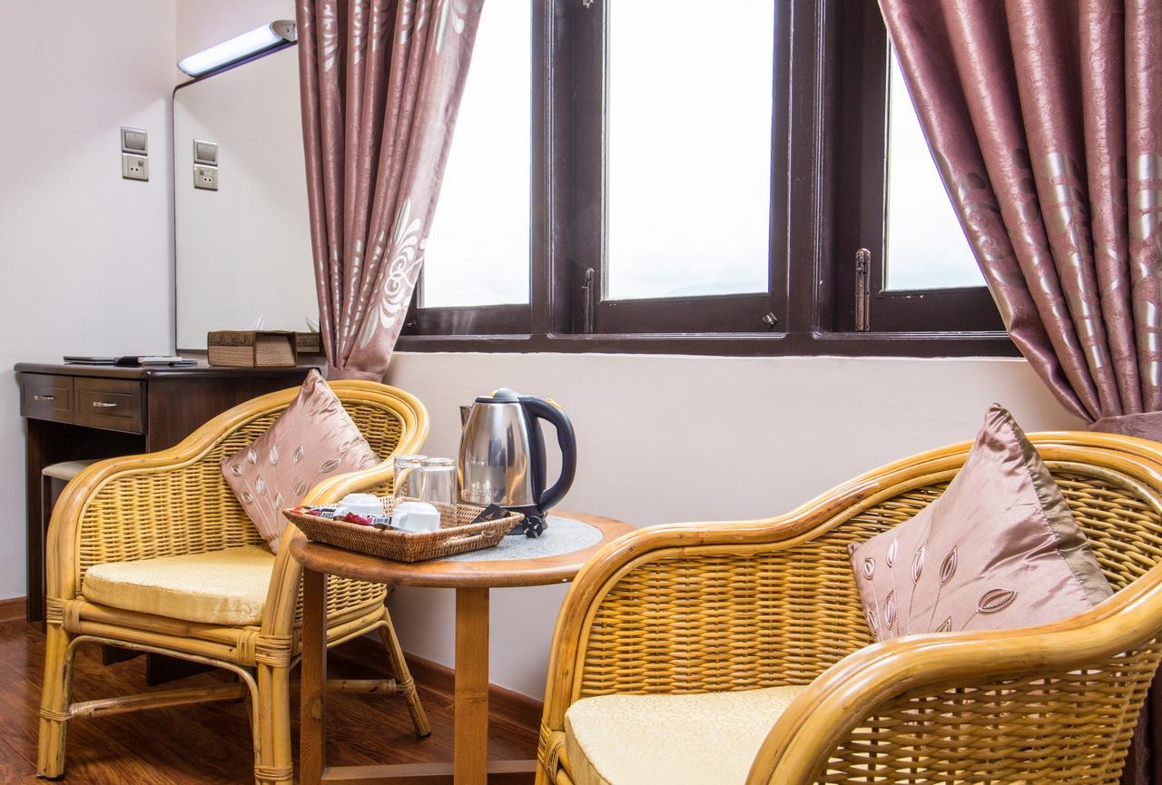 The Hotel Emperor-Inle Nyaung Shwe Ngoại thất bức ảnh